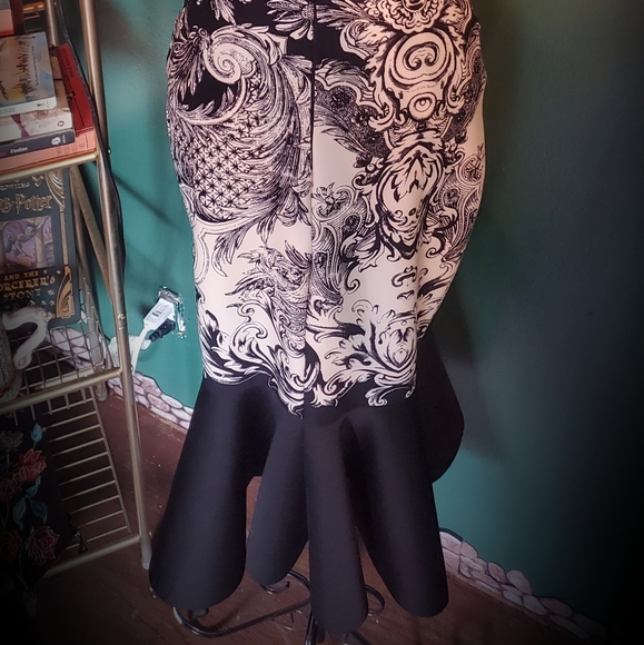 🔥Sale🔥Monaco Flora Dress - Picture 5 of 5